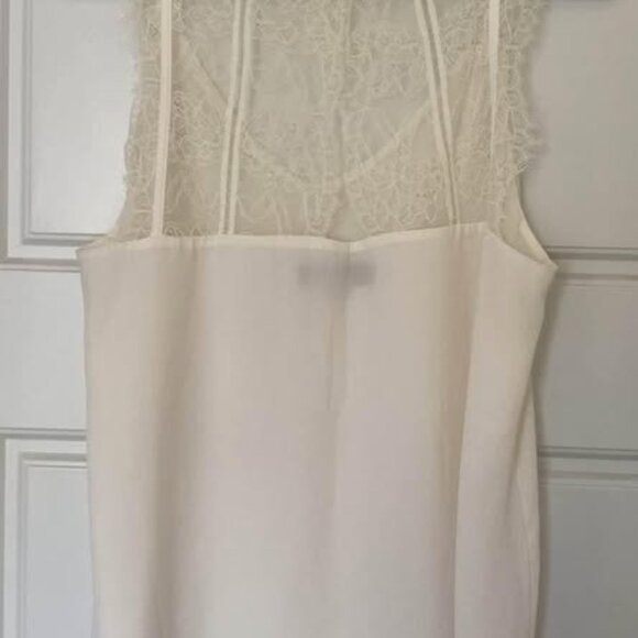 Ann Taylor Loft Ivory Sleeves Blouse with Lace Detail Size Medium - Picture 3 of 3